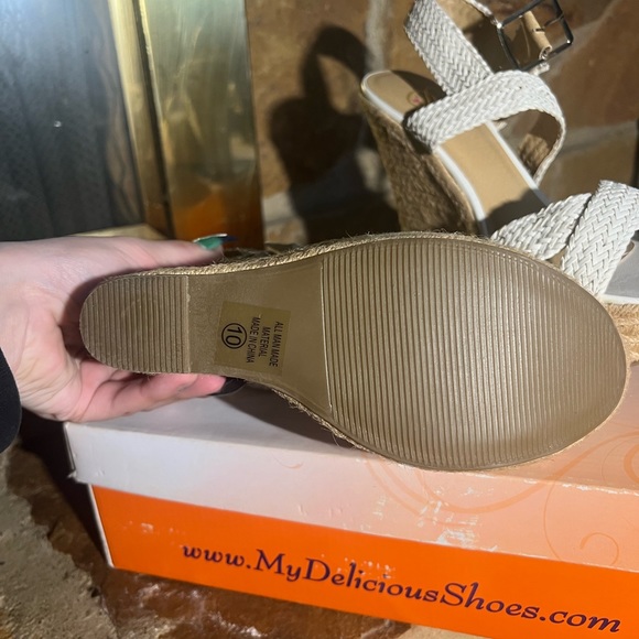 Cute Summer Wedge Beige - Picture 2 of 5